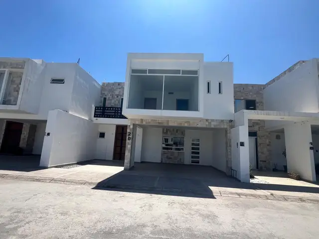 Casa en venta en El Cortijo Residencial, Torreón
